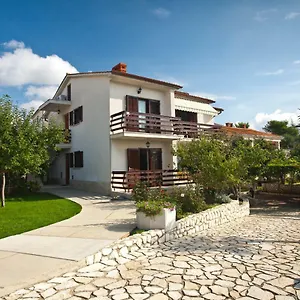 Polonijo Nada , Krk Town Kroatien